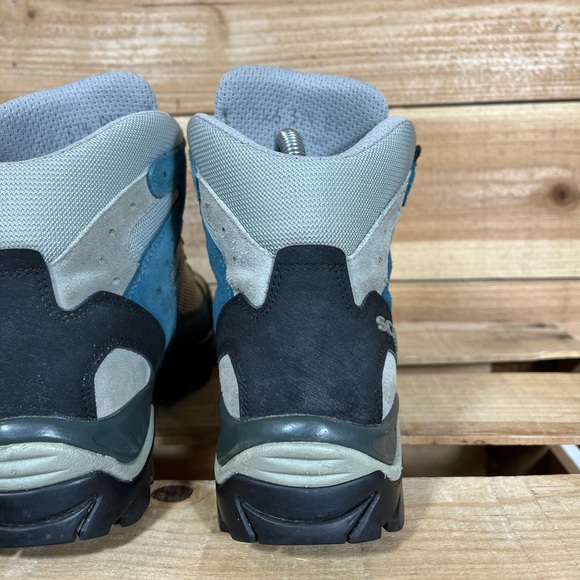 SCARPA Kailash Goretex Hiking Boot, Womens 6.5, Grey & Blue Suede - Picture 14 of 14